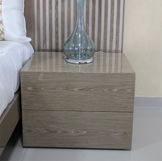 Nochero Orión Tu Compañero Ideal en Madera